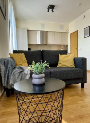 Green Side Apartment